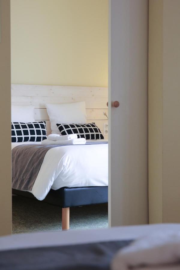 Hotel La Couronne Marmande Buitenkant foto